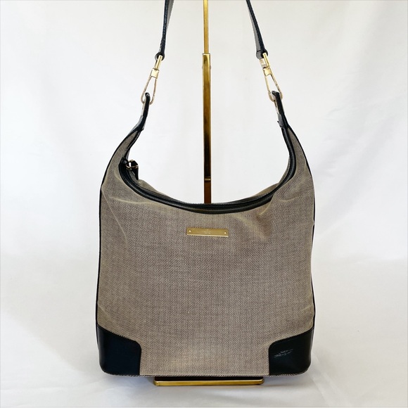 GUCCI Vintage Hard Structured Canva and Leather Shoulder Bag - Picture 10 of 15